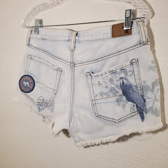 UniqueAmerican Eagle vintage high rise jean short - Picture 6 of 13